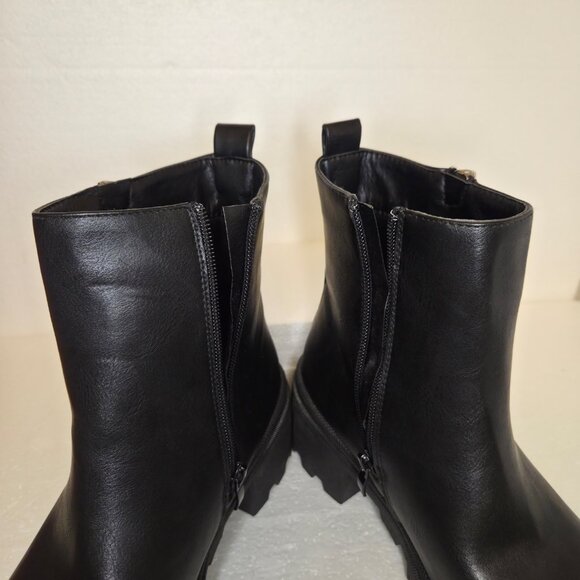 NWOT Report Women’s Black Larsa Lug Sole Ankle Boots - 7.5 - Picture 9 of 12